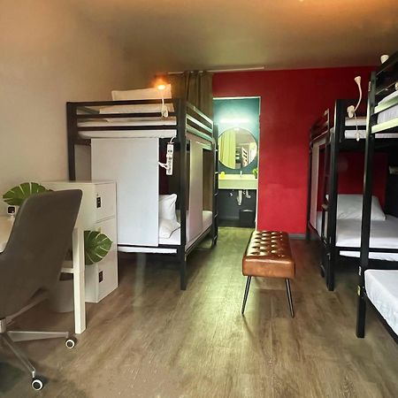 Bposhtels Houston 호스텔 외부 사진