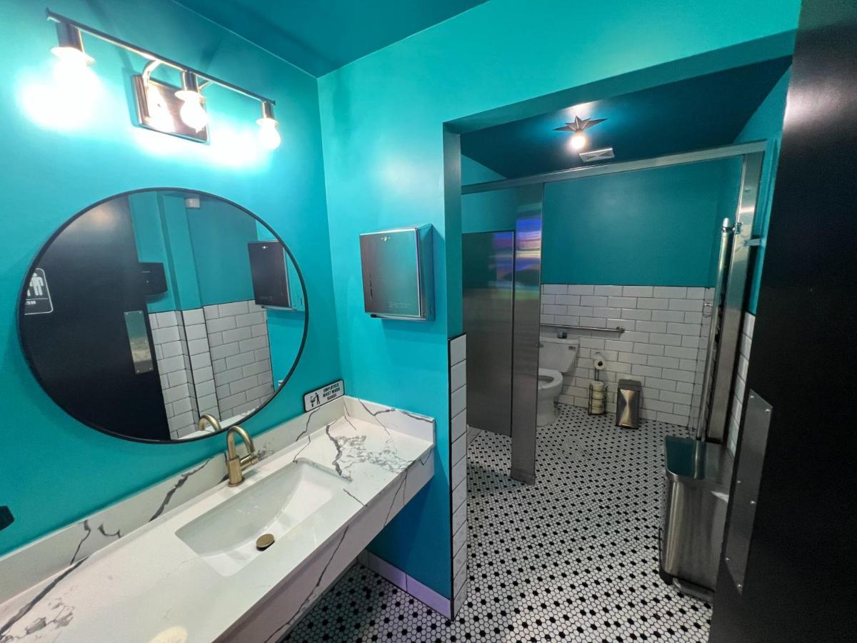 Bposhtels Houston 호스텔 외부 사진