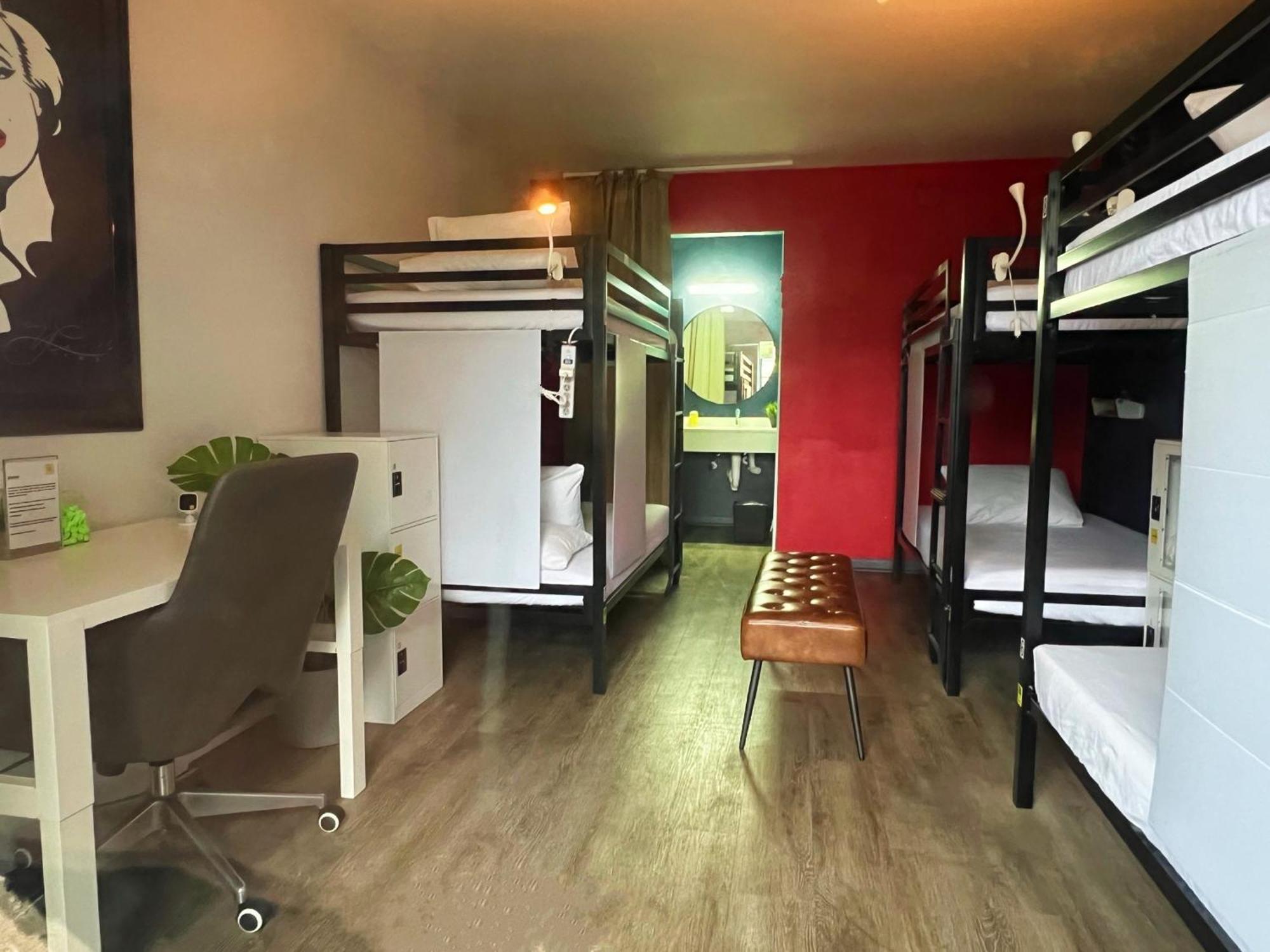 Bposhtels Houston 호스텔 외부 사진